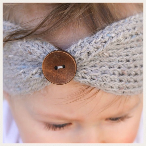 🌸Host Pick!🌸 Baby Knit Crochet Top Knot Headband - Picture 2 of 5